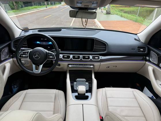 MERCEDES-BENZ GLE 400d 3.0 V6 DIESEL 4MATIC 9G-TRONIC MERCEDES-BENZ GLE 400d 3.0 V6 DIESEL 4MATIC 9G-TRONIC